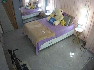 voyeurcam-casa-salsa-bedroom-2