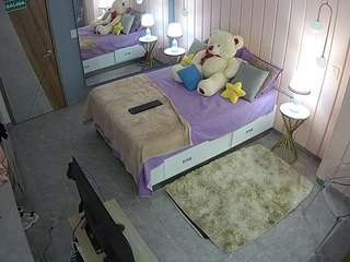 voyeurcam-casa-salsa-bedroom-2