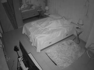 voyeurcam-casa-salsa-bedroom-2