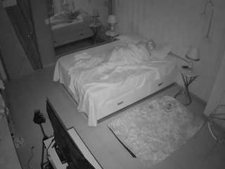 voyeurcam-casa-salsa-bedroom-2
