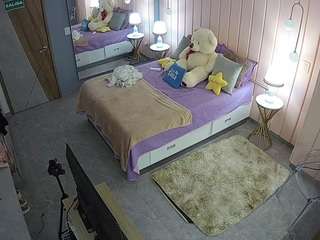 voyeurcam-casa-salsa-bedroom-2