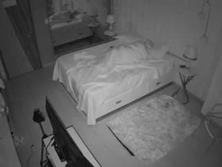 voyeurcam-casa-salsa-bedroom-2