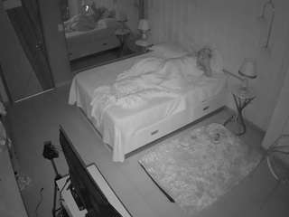 voyeurcam-casa-salsa-bedroom-2