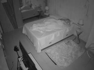 voyeurcam-casa-salsa-bedroom-2