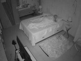 voyeurcam-casa-salsa-bedroom-2