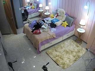 voyeurcam-casa-salsa-bedroom-2