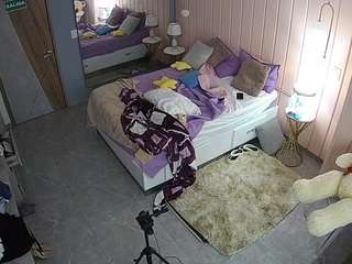 voyeurcam-casa-salsa-bedroom-2