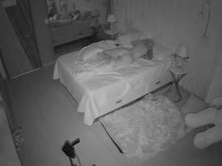 voyeurcam-casa-salsa-bedroom-2