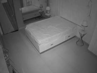 voyeurcam-casa-salsa-bedroom-2