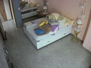 voyeurcam-casa-salsa-bedroom-2