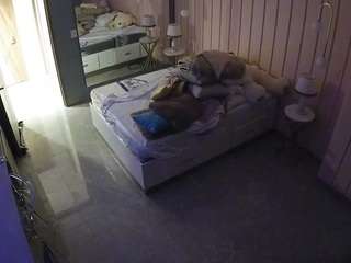 voyeurcam-casa-salsa-bedroom-2