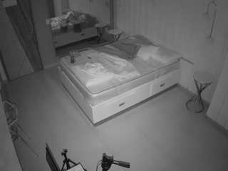 voyeurcam-casa-salsa-bedroom-2