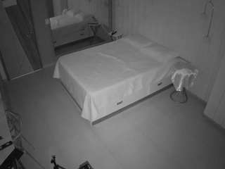 voyeurcam-casa-salsa-bedroom-2