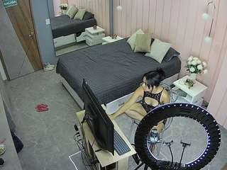 voyeurcam-casa-s... Live Webcam on CamSoda