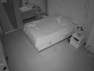 voyeurcam-casa-salsa-bedroom-2
