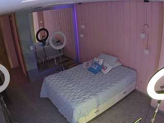voyeurcam-casa-salsa-bedroom-2