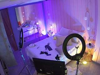 voyeurcam-casa-salsa-bedroom-2