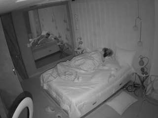 voyeurcam-casa-salsa-bedroom-2
