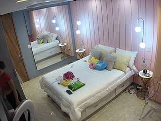 This model is live right now. voyeurcam-casa-salsa-bedroom-2
