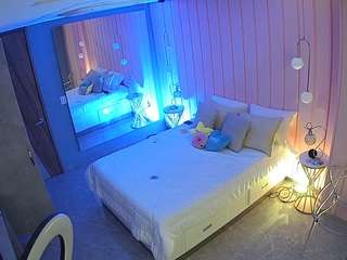 voyeurcam-casa-salsa-bedroom-2
