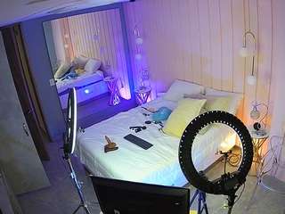 voyeurcam-casa-salsa-bedroom-2