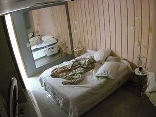 Questo modello è in diretta ora. voyeurcam-casa-salsa-bedroom-2