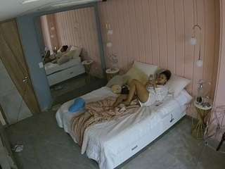 voyeurcam-casa-salsa-bedroom-2