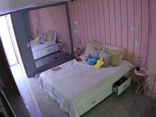 voyeurcam-casa-salsa-bedroom-2