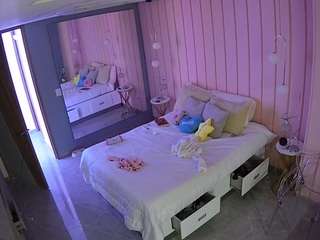 voyeurcam-casa-salsa-bedroom-2