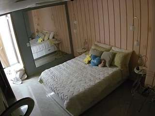 voyeurcam-casa-salsa-bedroom-2
