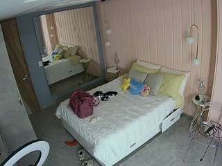 voyeurcam-casa-salsa-bedroom-2