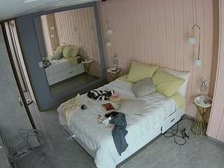 voyeurcam-casa-salsa-bedroom-2