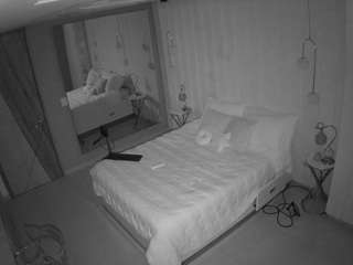 voyeurcam-casa-salsa-bedroom-2