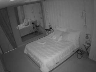 voyeurcam-casa-salsa-bedroom-2
