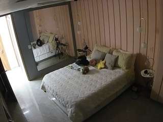 voyeurcam-casa-salsa-bedroom-2