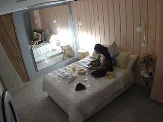 voyeurcam-casa-salsa-bedroom-2