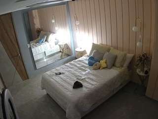 voyeurcam-casa-salsa-bedroom-2