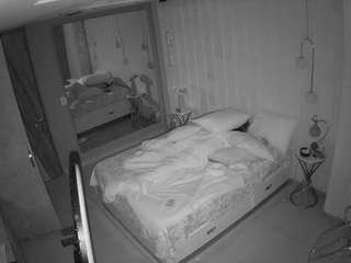 voyeurcam-casa-salsa-bedroom-2