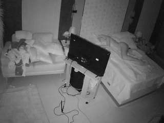 voyeurcam-casa-salsa-bedroom-2