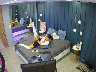 Casa Salsa Bedroom 2's Live Sex Cam Show