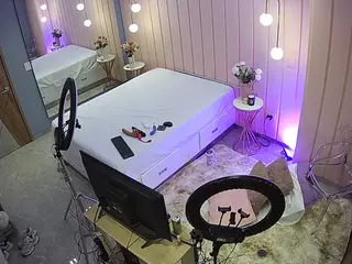 Casa Salsa Bedroom 2's Live Sex Cam Show