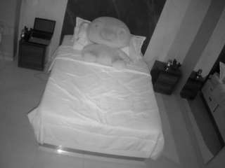 voyeurcam-casa-salsa-bedroom-3 Adult Webcam Video Chat camsoda