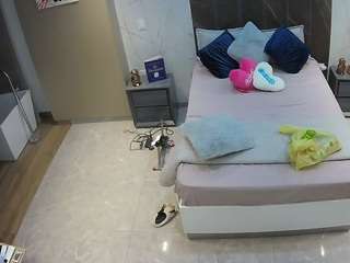 Adult Indian Video camsoda voyeurcam-casa-salsa-bedroom-3