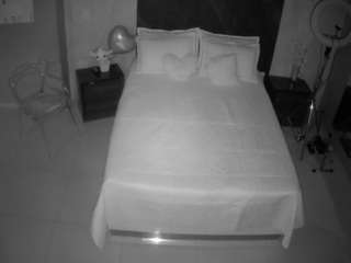 voyeurcam-casa-salsa-bedroom-3