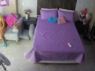 voyeurcam-casa-salsa-bedroom-3