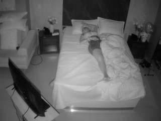 voyeurcam-casa-salsa-bedroom-3