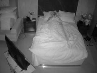 voyeurcam-casa-salsa-bedroom-3