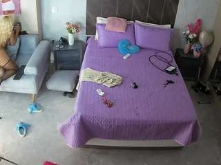 Hd, Young Adult, Voyeur, Teen  Camiqa – Free Live Video Chat with Strangers Online