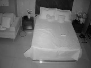 voyeurcam-casa-salsa-bedroom-3
