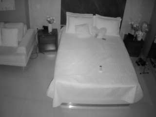 voyeurcam-casa-salsa-bedroom-3